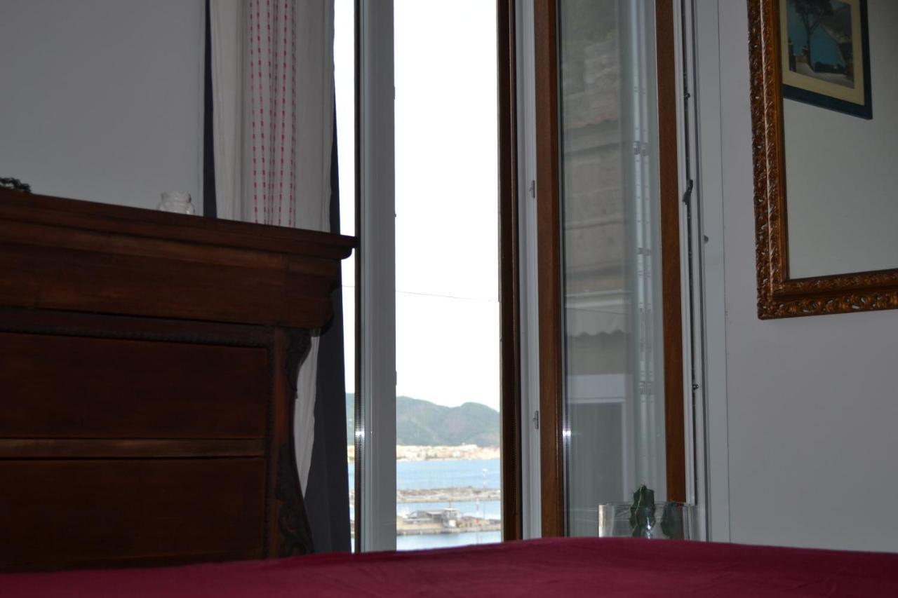 B&B Charming House Salerno Luaran gambar
