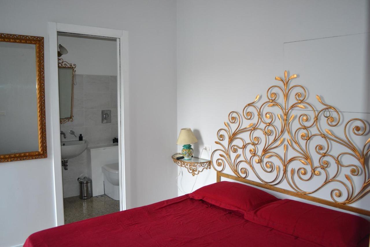 B&B Charming House Salerno Luaran gambar