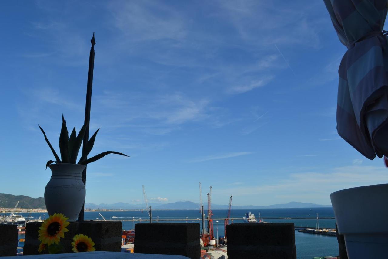 B&B Charming House Salerno Luaran gambar