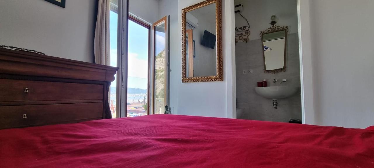 B&B Charming House Salerno Luaran gambar