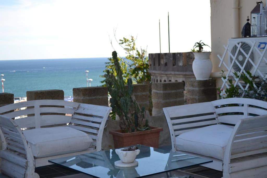 B&B Charming House Salerno Luaran gambar