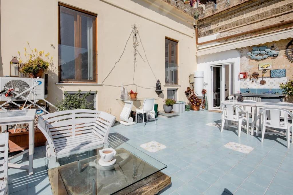 B&B Charming House Salerno Luaran gambar